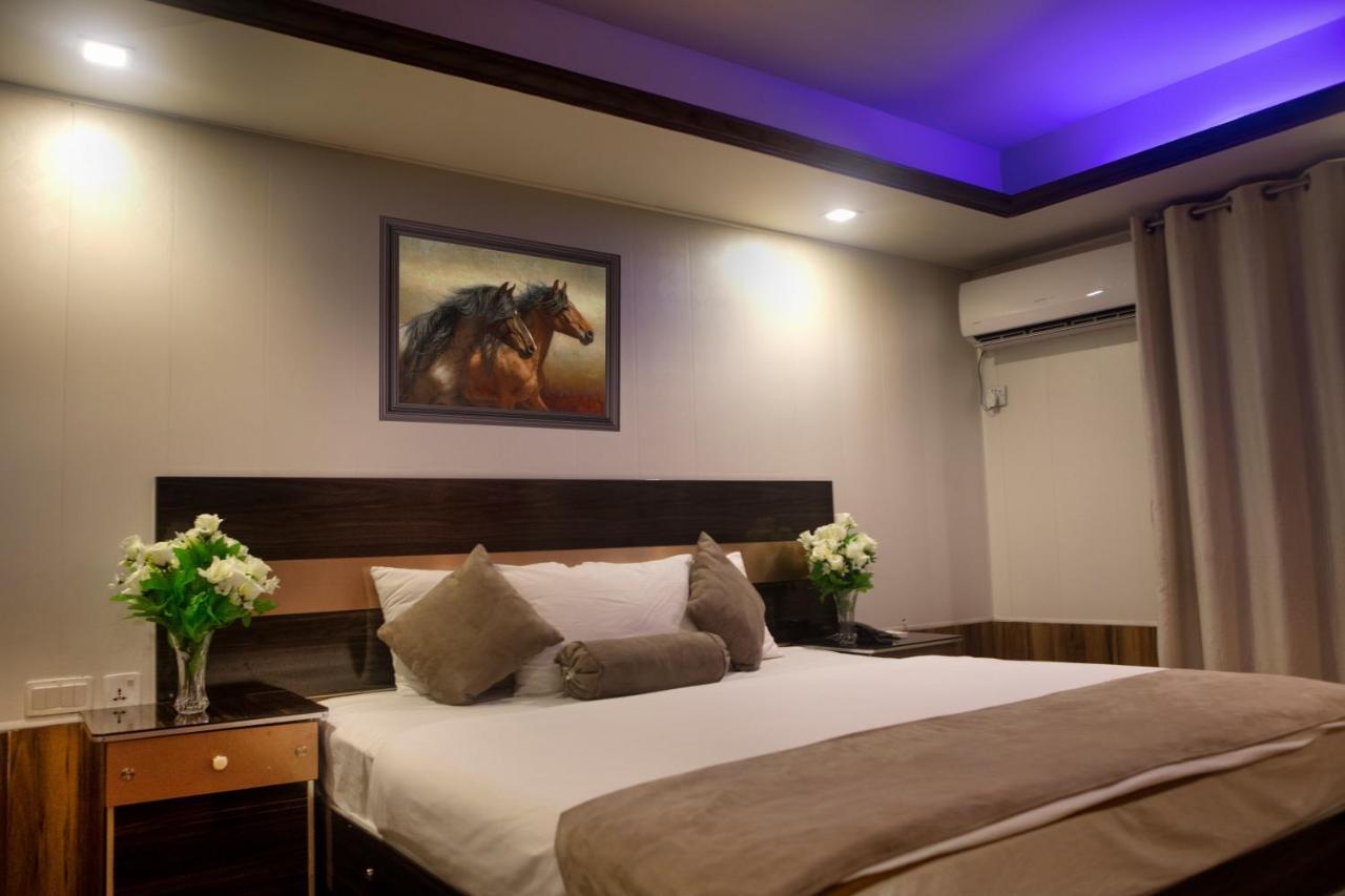 Hotel Marco Polo Lahore Extérieur photo