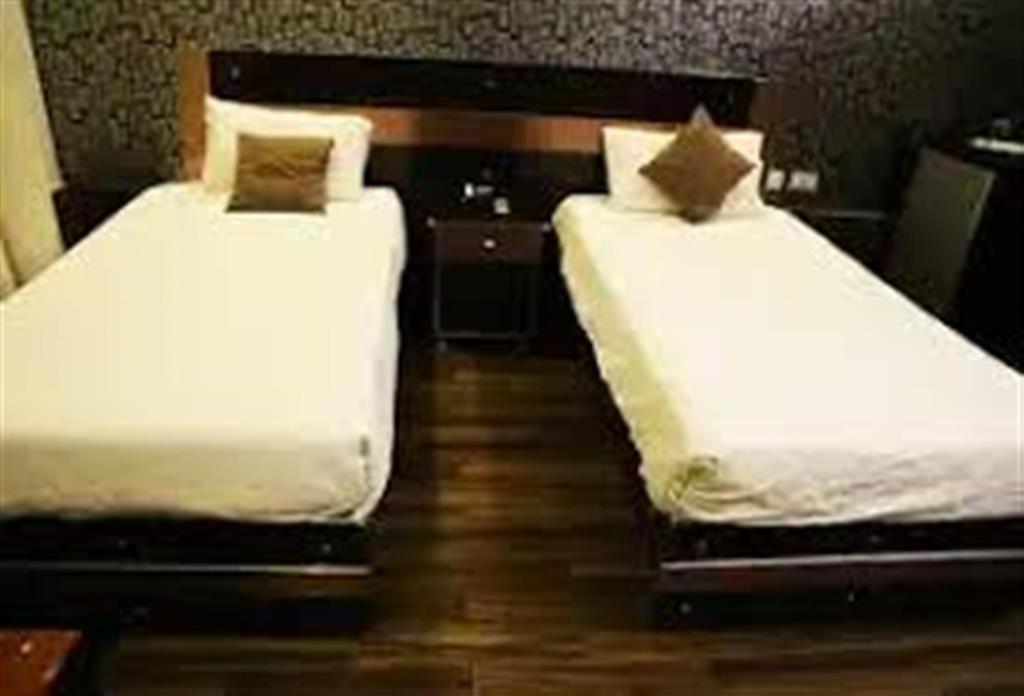 Hotel Marco Polo Lahore Extérieur photo