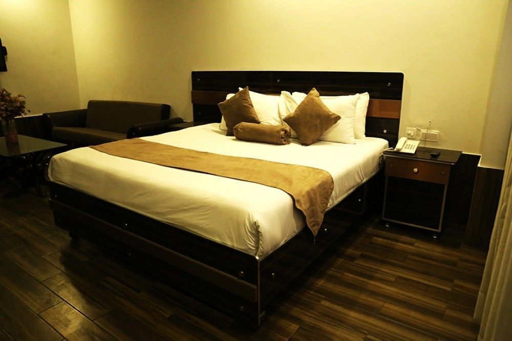 Hotel Marco Polo Lahore Extérieur photo